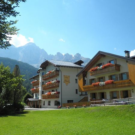 Hotel Edelweiss ヴァル・ディ・ゾルド エクステリア 写真