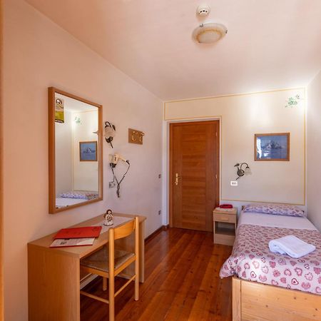 Hotel Edelweiss ヴァル・ディ・ゾルド エクステリア 写真