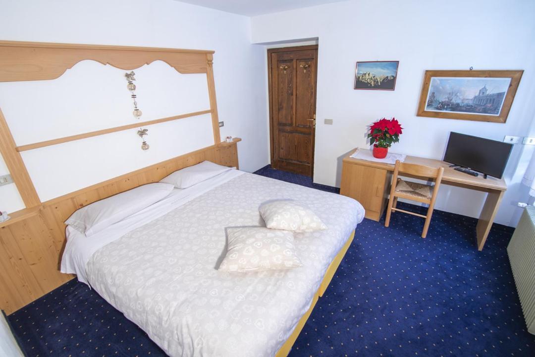 Hotel Edelweiss ヴァル・ディ・ゾルド エクステリア 写真